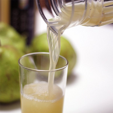 画像をギャラリービューアに読み込む, ラ・フランス、巨峰100%ストレートジュース(送料別)